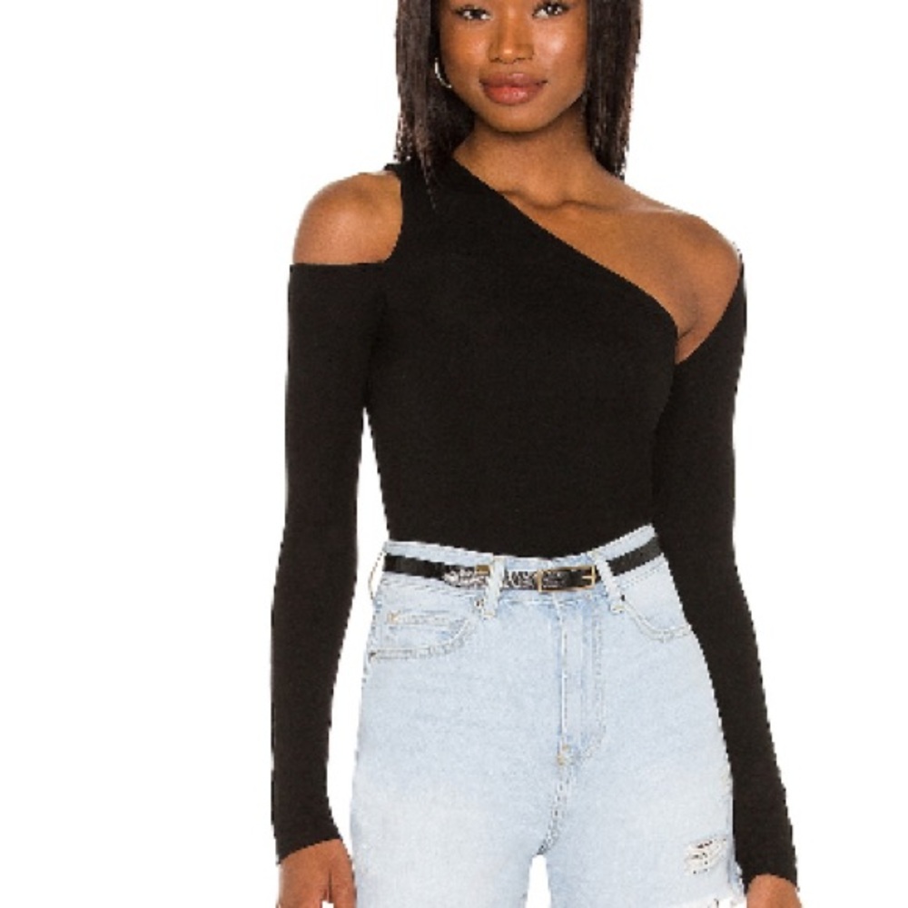 Superdown Rissa Cut Out Black Top